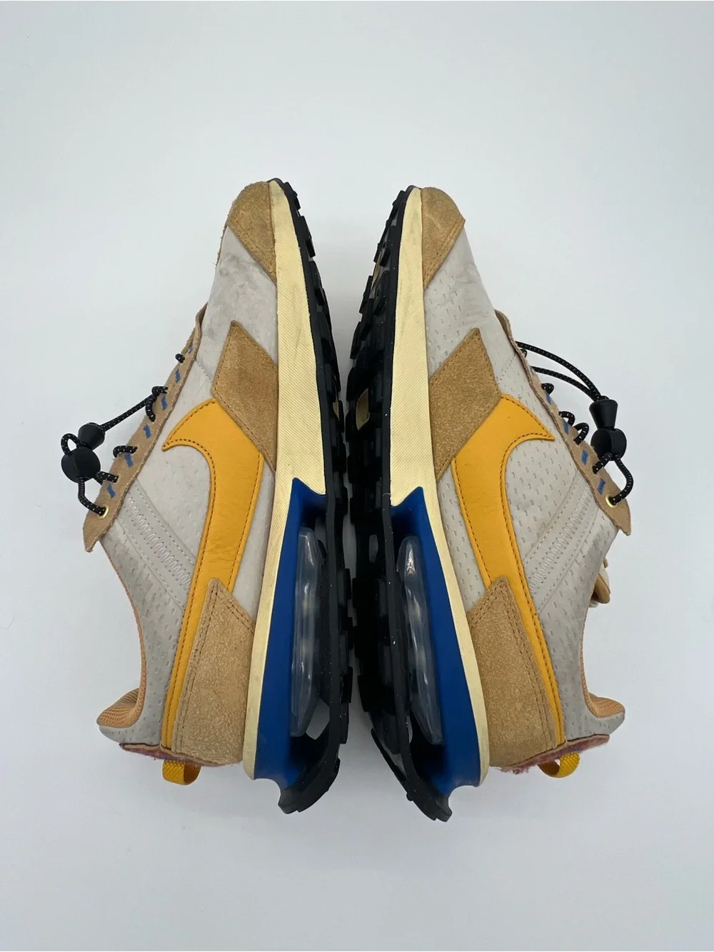 Nike Air Max Pre-Day Men's “warm core” Suede Runner Sneakers size 10.5